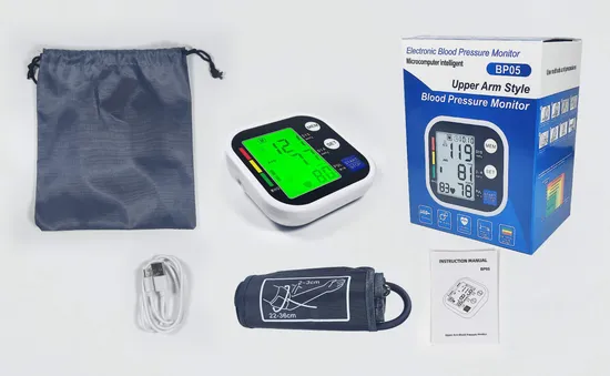 Misuratore di pressione arteriosa da braccio portatile LCD/LED